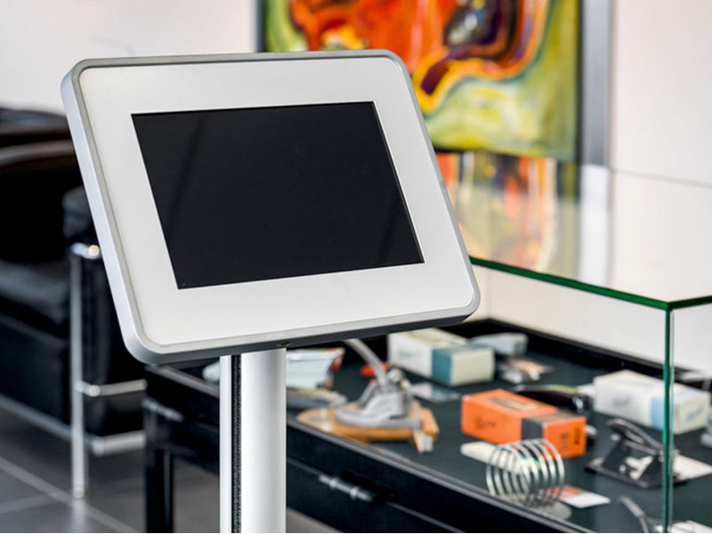 Novus POS Solutions TabletSafe Tischstand 882+0209+000 silber Tisch Anwendung