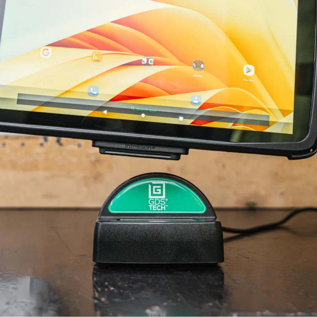 RAM Mounts GDS Tisch-Ladestation Low-Profile USB-C (RAM-GDS-DOCK-D9U) Endgerät laden
